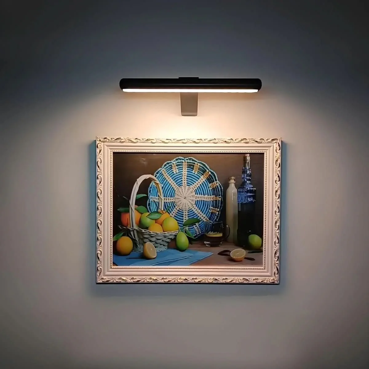 LED wall light | Wireless picture lighting | Rechargeable metal design | ArtGlow - Image 10