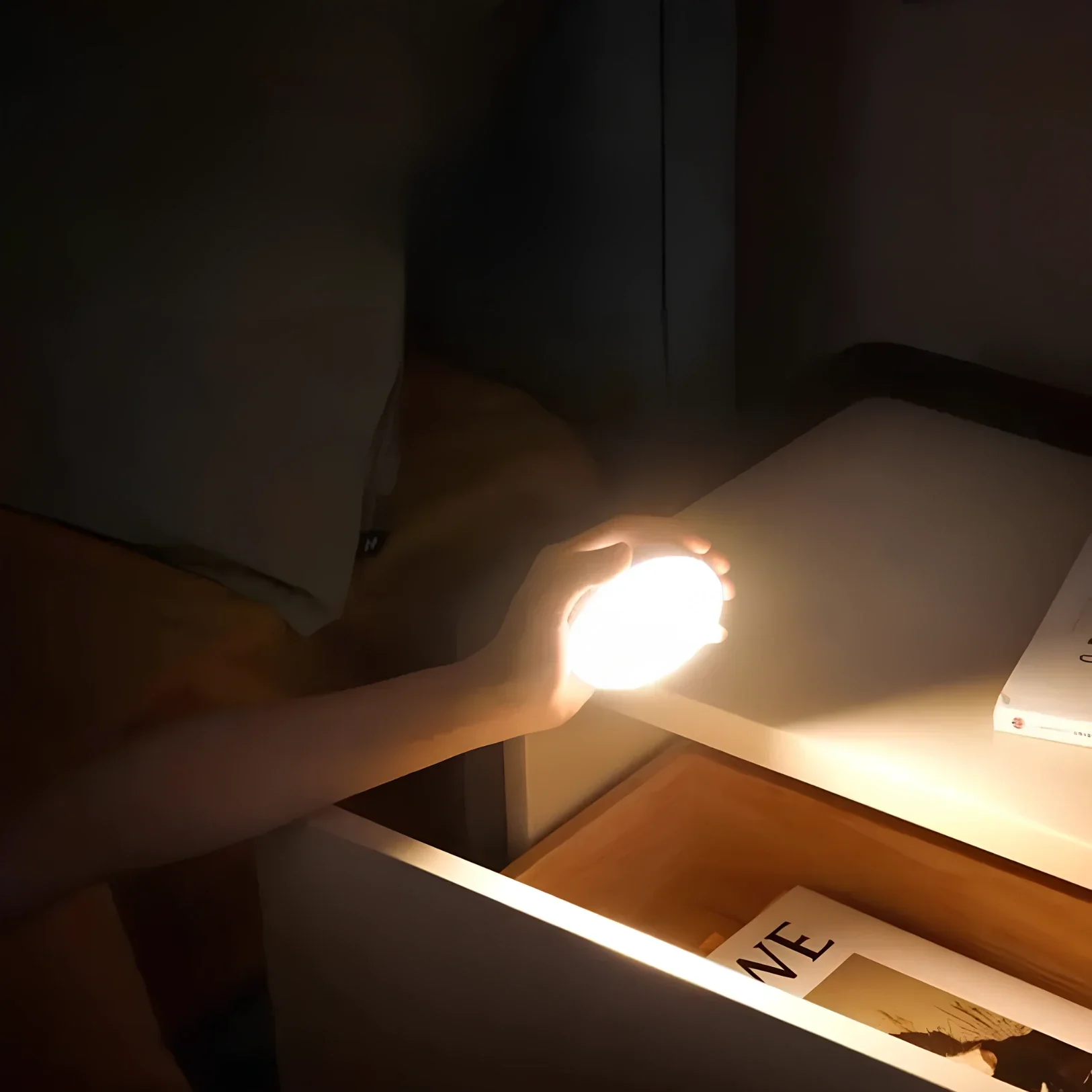 Motion Sensor Light | Warm & Cool White | Circly - Image 11