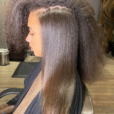 SilkaRay™ — Instantly Transforms Unruly Hair Into Silky, Breathtakingly Smooth Beauty - Image 2