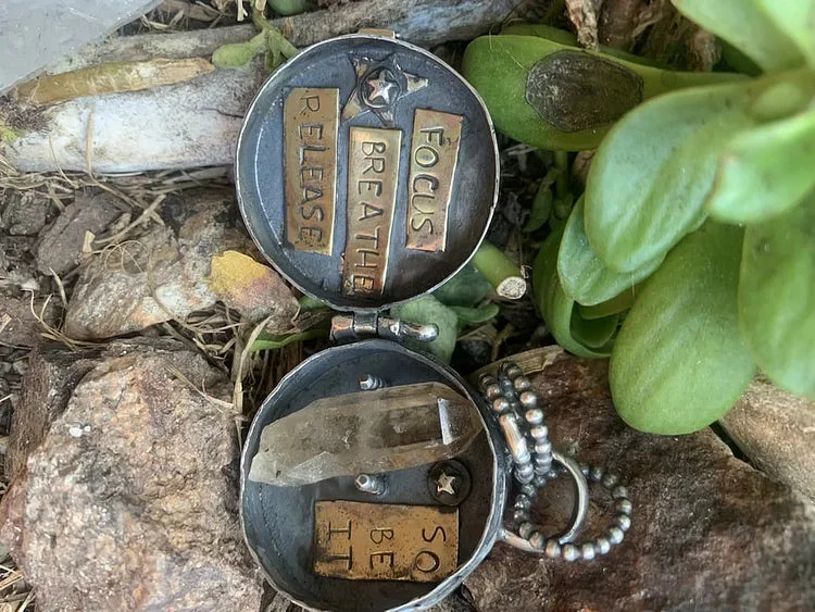 SoulNest™ Medallion – Carry Calmness, Confidence, and Your Inner Strength Wherever You Go - Image 4