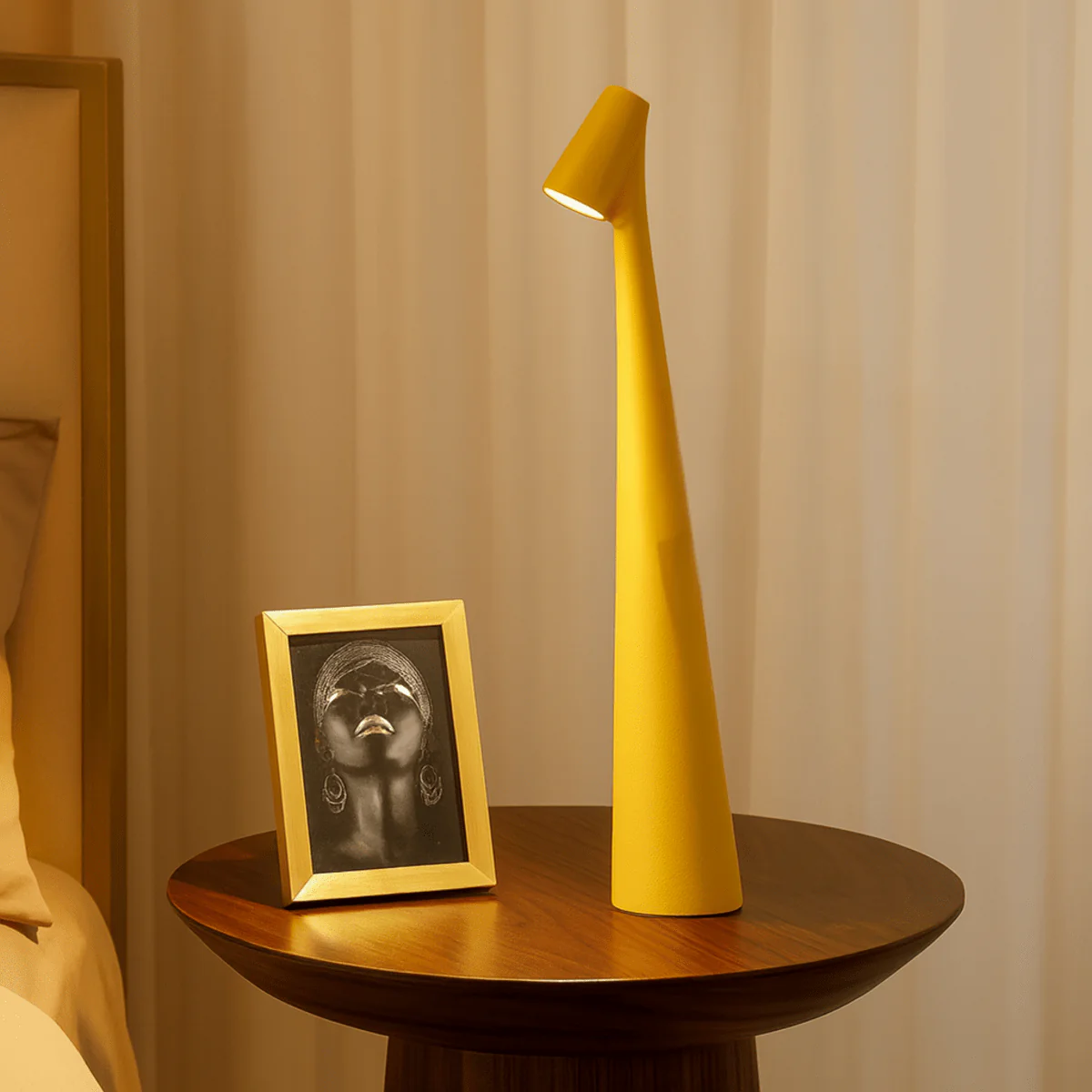 Table lamp | Wireless dimmable LED | Rechargeable battery with 20 hours of runtime | Lumora - Image 6